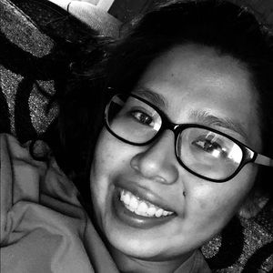 Meet your Posher, Yadira